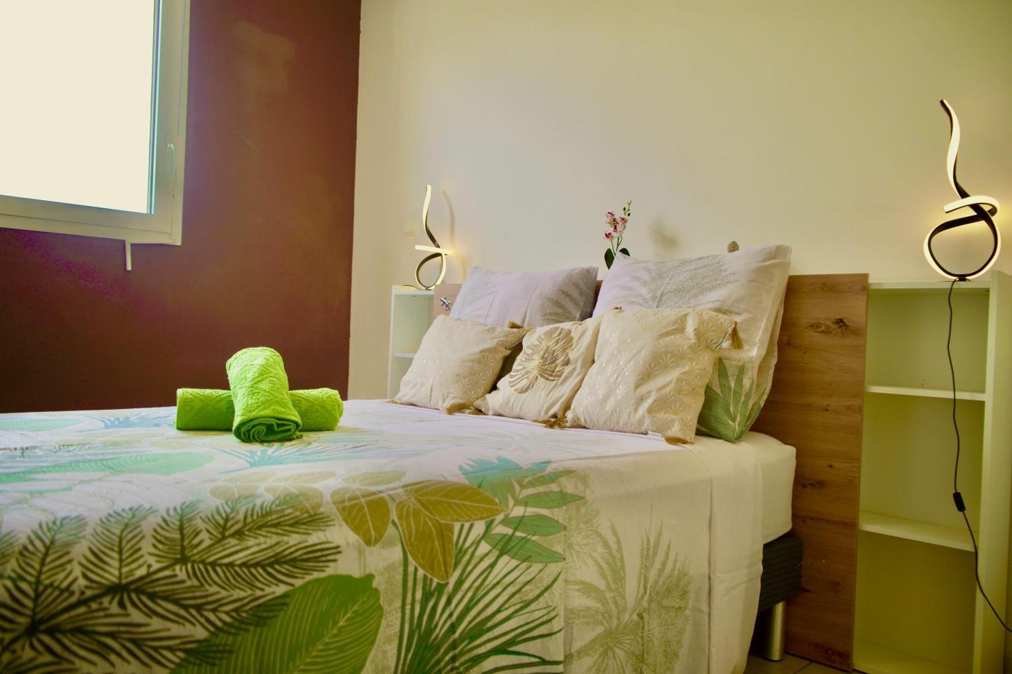 Les Balcons Du Theatre Apartment Saint-Gilles-les Bains Ngoại thất bức ảnh