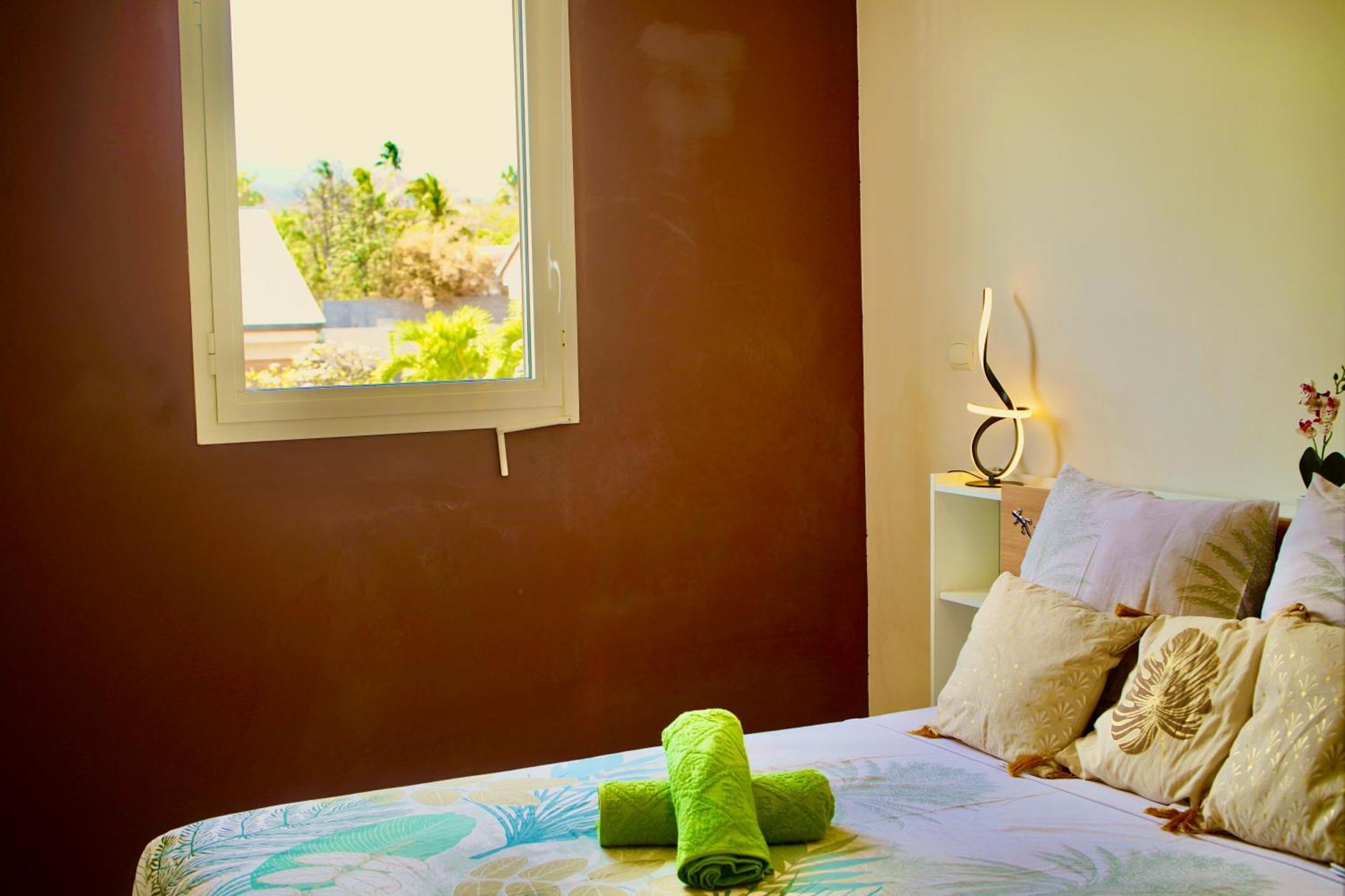 Les Balcons Du Theatre Apartment Saint-Gilles-les Bains Ngoại thất bức ảnh